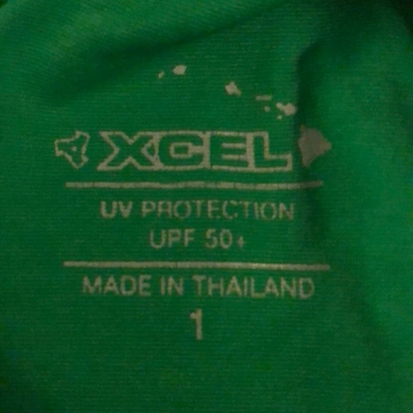 Xcel toddler is protector rash guard swim suit - Picture 3 of 4